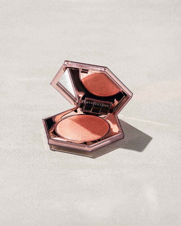 fenty beauty Diamond Bomb All-Over Diamond Veil rose rave