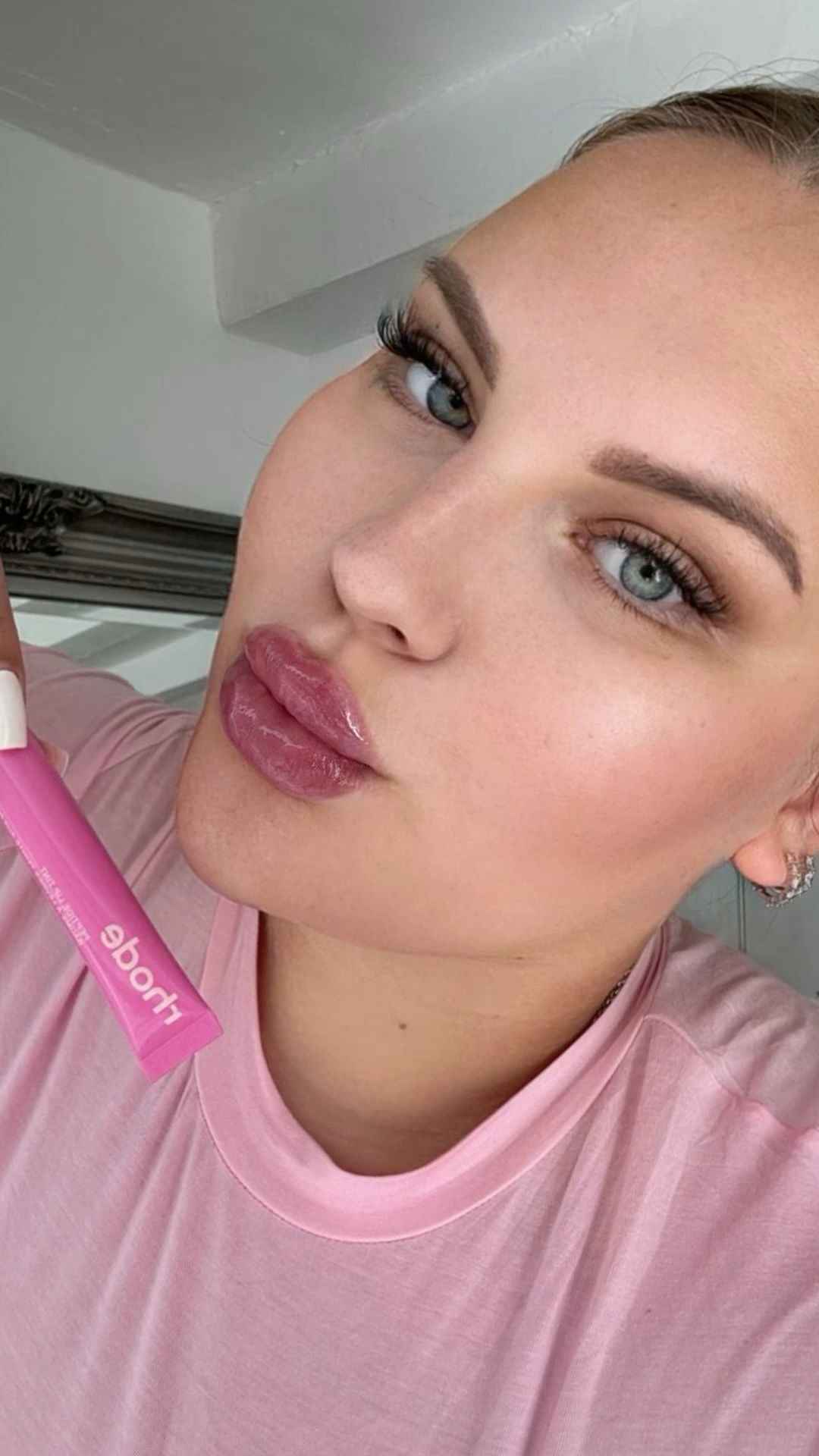 Rhode Peptide lip tint