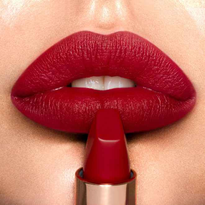 CHARLOTTE TILBURY MATTE REVOLUTION walk of no shame FULL SIZE